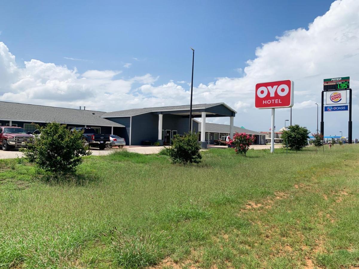 Oyo Hotel Pearsall I-35 West Exteriér fotografie